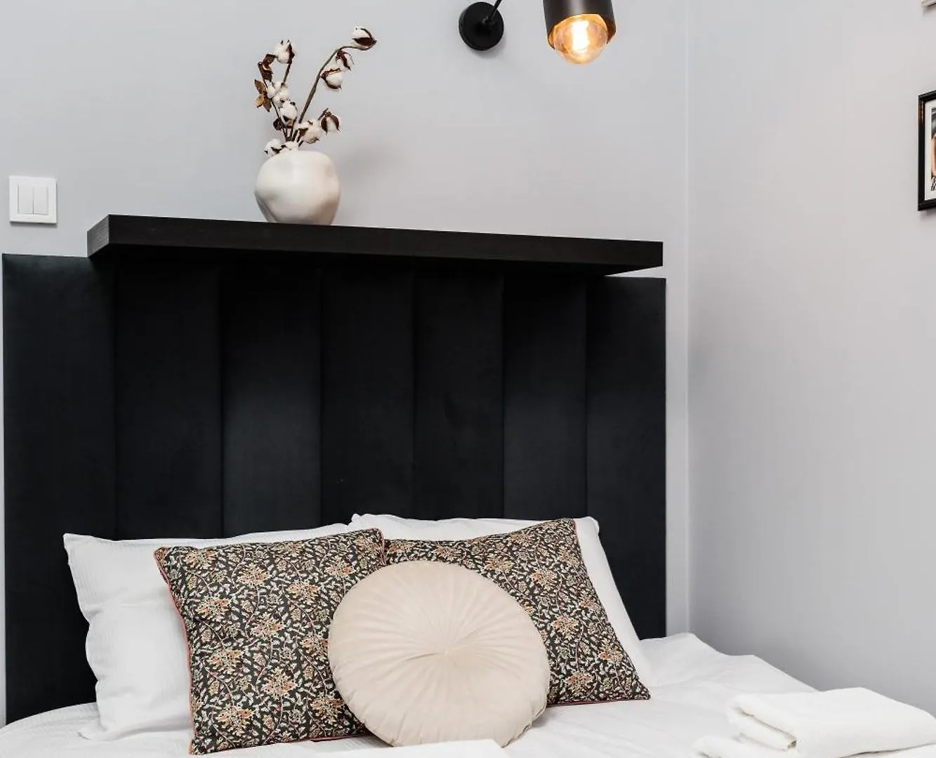 Spacious & Modern 6 Bedroom Apartment - Around The Main Market Square - By Upstairs Krakow